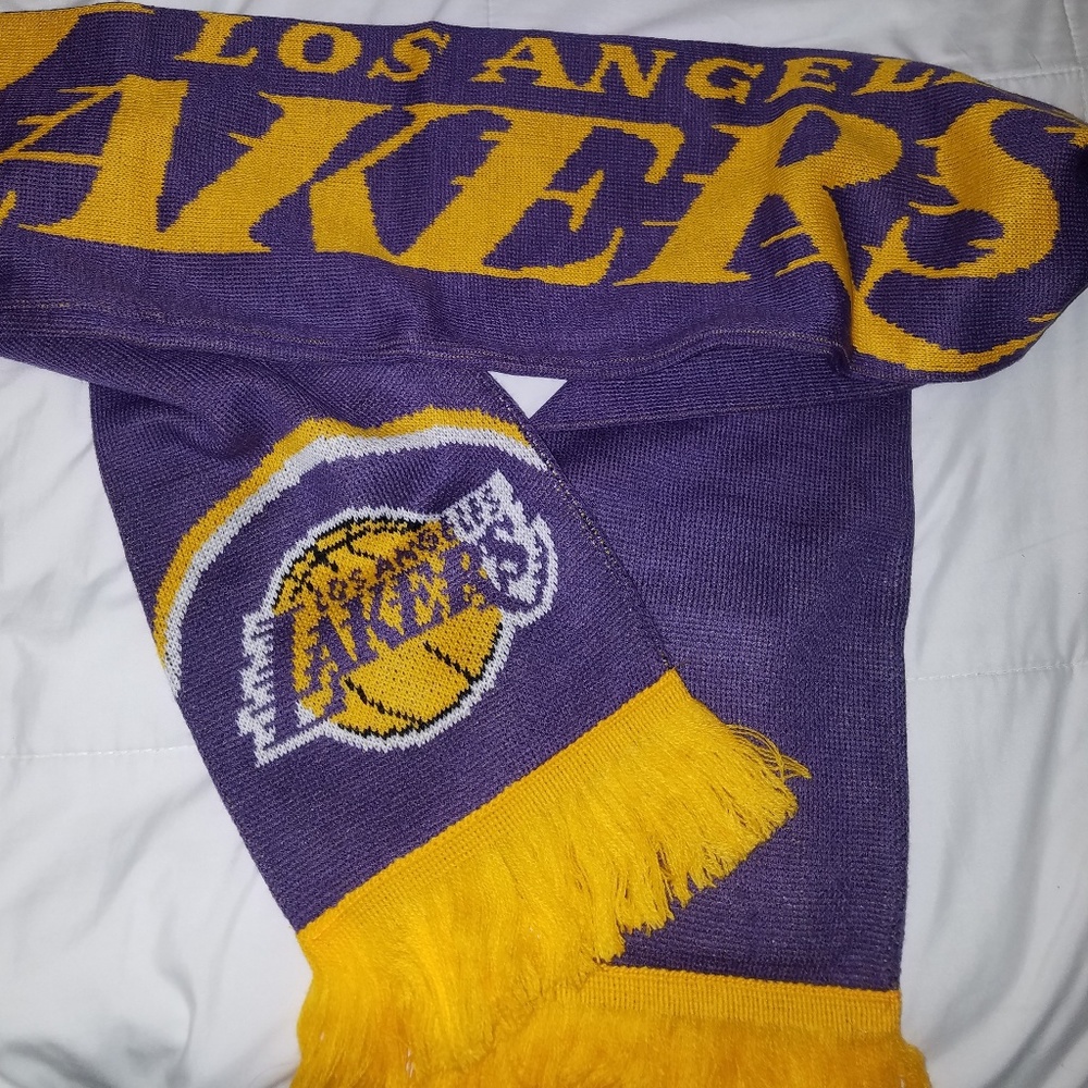 Scarf - Picture 2 of 2